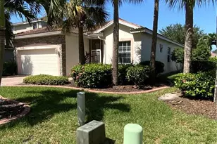 2565 Deerfield Lake Ct, Cape Coral, FL 33909 - Photo 2