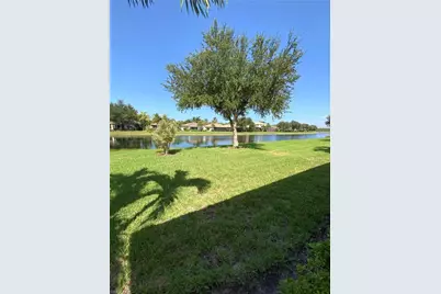2565 Deerfield Lake Ct, Cape Coral, FL 33909 - Photo 8