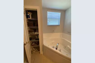 2565 Deerfield Lake Ct, Cape Coral, FL 33909 - Photo 26