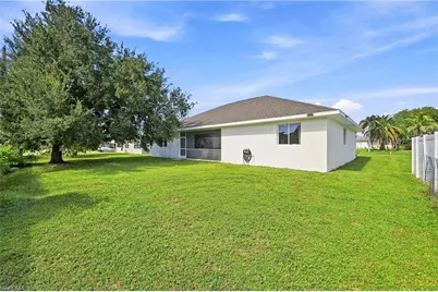 153 SE 1st Ave, Cape Coral, FL 33990 - Photo 28