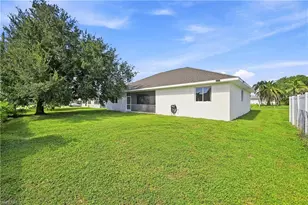 153 SE 1st Ave, Cape Coral, FL 33990 - Photo 28