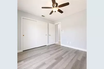 124 SE 27th St, Cape Coral, FL 33904 - Photo 12