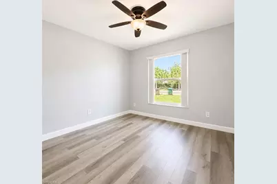 124 SE 27th St, Cape Coral, FL 33904 - Photo 14