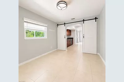 124 SE 27th St, Cape Coral, FL 33904 - Photo 8