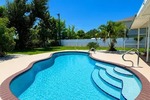 124 SE 27th St, Cape Coral, FL 33904 - Photo 22
