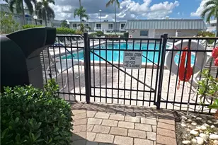6777 Winkler Rd, Fort Myers, FL 33919 - Photo 30