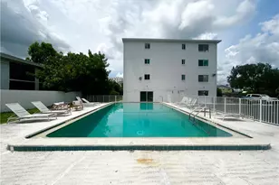 4906 Victoria Dr, Cape Coral, FL 33904 - Photo 22