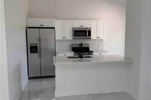 4677 Golfview Blvd, Lehigh Acres, FL 33973 - Photo 16