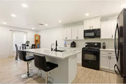 1901 SW 14th St, Cape Coral, FL 33991 - Photo 8