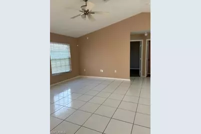 1822 SW 18th St, Cape Coral, FL 33991 - Photo 4
