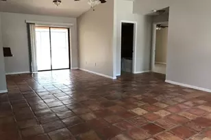 627 SE 10th Ave, Cape Coral, FL 33990 - Photo 2