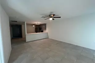 6064 Laurelwood Dr, Fort Myers, FL 33905 - Photo 10