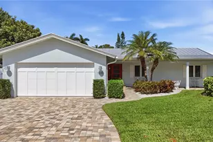 1590 Sandpiper St, Naples, FL 34102 - Photo 30