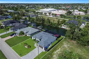 2127 SW 17th Pl, Cape Coral, FL 33991 - Photo 2