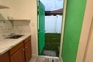 40 NE 10th Ave, Cape Coral, FL 33909 - Photo 28