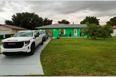 40 NE 10th Ave, Cape Coral, FL 33909 - Photo 1