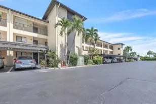 4719 SE 17th Pl, Cape Coral, FL 33904 - Photo 4