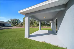 2617 53rd St W, Lehigh Acres, FL 33971 - Photo 32