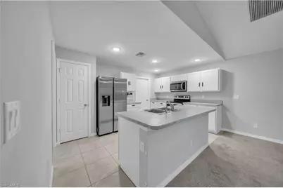 2617 53rd St W, Lehigh Acres, FL 33971 - Photo 6