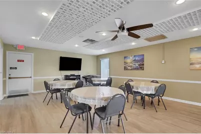 46 Laconia Ct, Fort Myers, FL 33919 - Photo 32