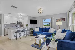 46 Laconia Ct, Fort Myers, FL 33919 - Photo 2
