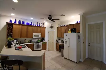 1321 Gleason Pkwy #1321, Cape Coral, FL 33914 - Photo 4