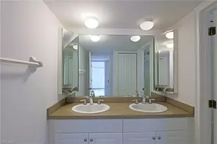 1538 Park Meadows Dr, Fort Myers, FL 33907 - Photo 10
