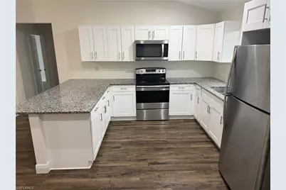 9018 Penny Cir, Labelle, FL 33935 - Photo 2