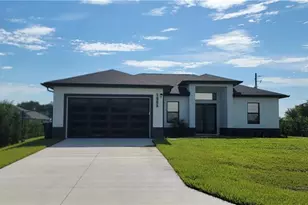 1906 Veinna St, Lehigh Acres, FL 33972 - Photo 2