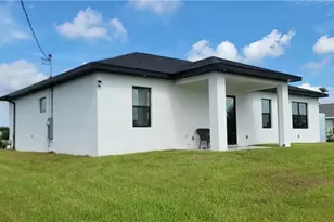 1906 Veinna St, Lehigh Acres, FL 33972 - Photo 24