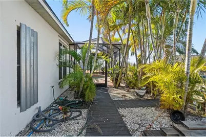 2025 NW 7th Ter, Cape Coral, FL 33993 - Photo 32