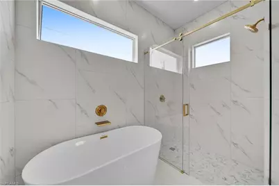 3338 NE 9th Pl, Cape Coral, FL 33909 - Photo 36