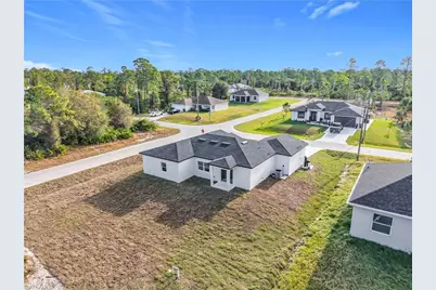336 Hermosa Ave, Lehigh Acres, FL 33974 - Photo 32