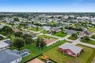 2724 SW 2nd Ave, Cape Coral, FL 33914 - Photo 36