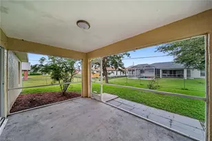 2724 SW 2nd Ave, Cape Coral, FL 33914 - Photo 28