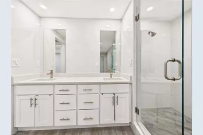 567 13th St N, Naples, FL 34102 - Photo 12