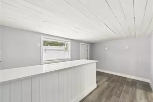 567 13th St N, Naples, FL 34102 - Photo 6