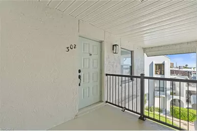 4230 SE 20th Pl #302, Cape Coral, FL 33904 - Photo 4