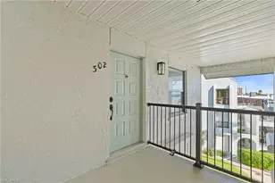 4230 SE 20th Pl, Cape Coral, FL 33904 - Photo 4