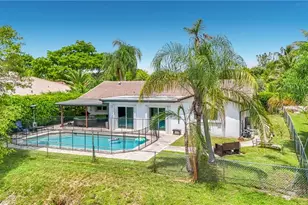 7511 42nd Dr NW, Coral Springs, FL 33065 - Photo 6