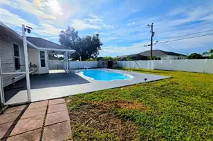 626 SW 25th Terrace, Cape Coral, FL 33914 - Photo 8