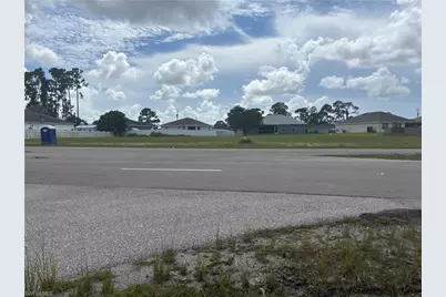 3701 W Gator Cir, Cape Coral, FL 33909 - Photo 2
