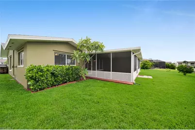 1207 SE 40th Ter, Cape Coral, FL 33904 - Photo 4