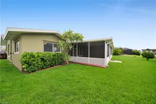 1207 SE 40th Terrace, Cape Coral, FL 33904 - Photo 4