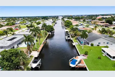 1207 SE 40th Ter, Cape Coral, FL 33904 - Photo 32