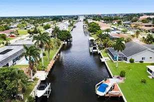 1207 SE 40th Terrace, Cape Coral, FL 33904 - Photo 32