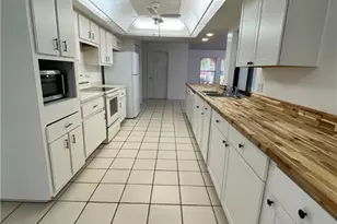 1110 SW 15th Ave, Cape Coral, FL 33991 - Photo 8