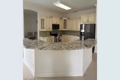 5548 Beauty St, Lehigh Acres, FL 33971 - Photo 10