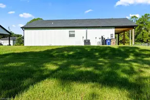 2004 Grayson Ave, Alva, FL 33920 - Photo 40