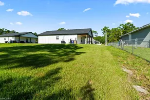 2004 Grayson Ave, Alva, FL 33920 - Photo 42